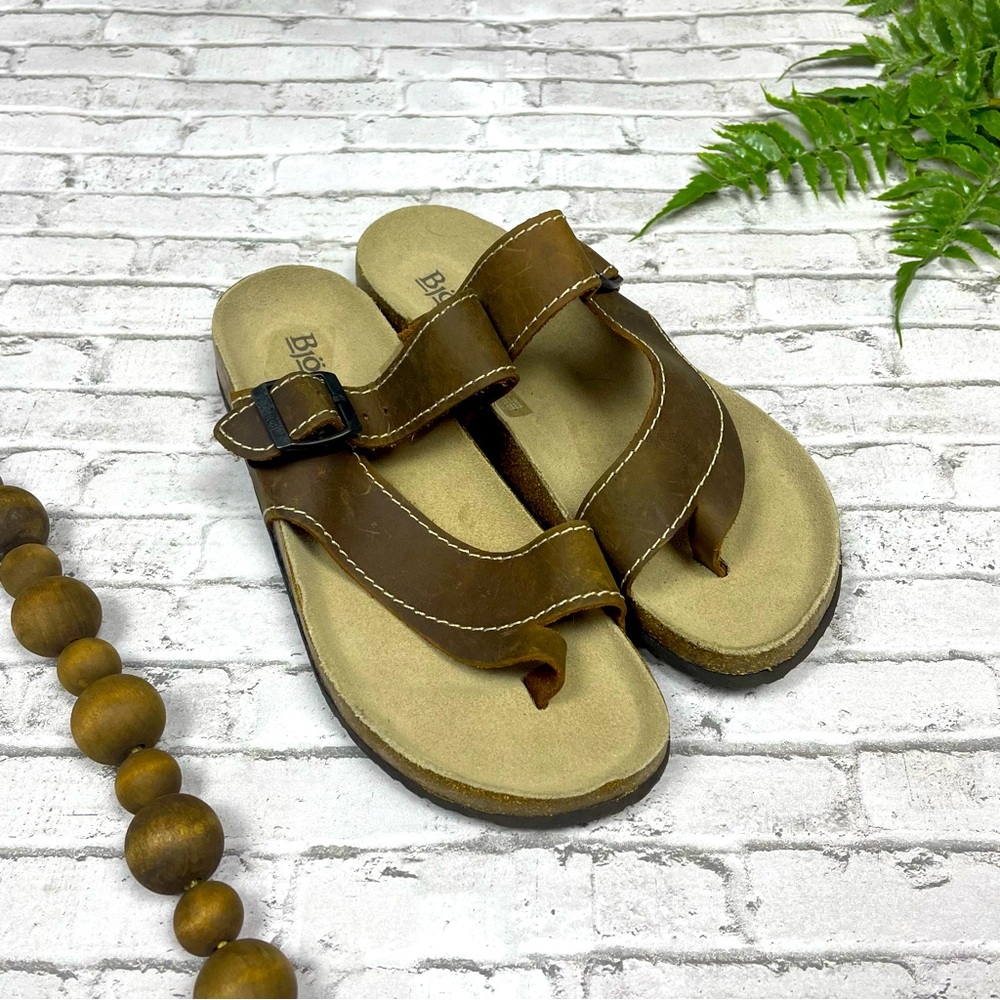 Bjorndal Womens Stanford Brown Leather Buckle Sandals Size 8.5 Toe Strap Neutral